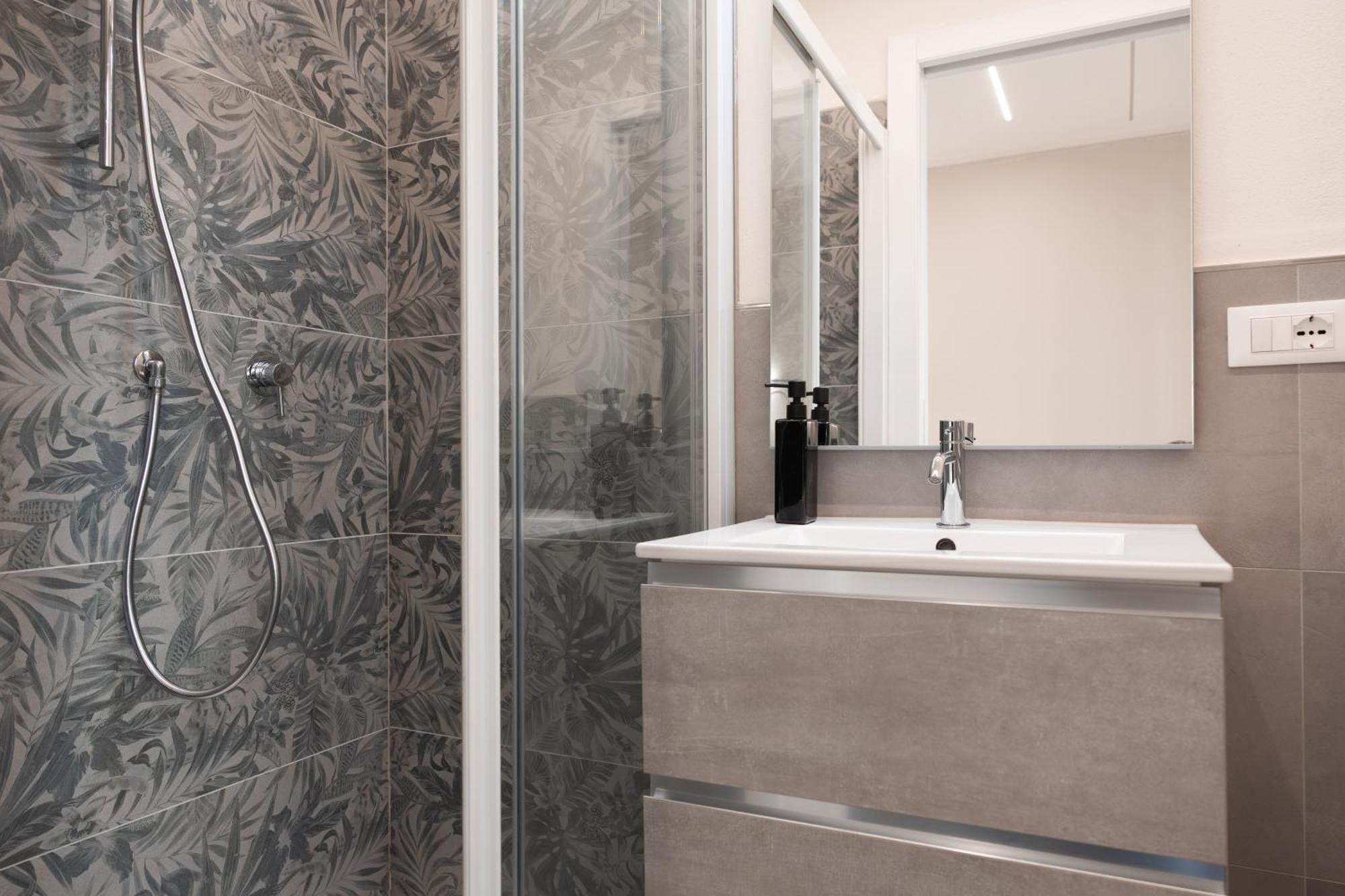 Dall'Arca Suites Bologna Station - Center - Fiera Eksteriør bilde